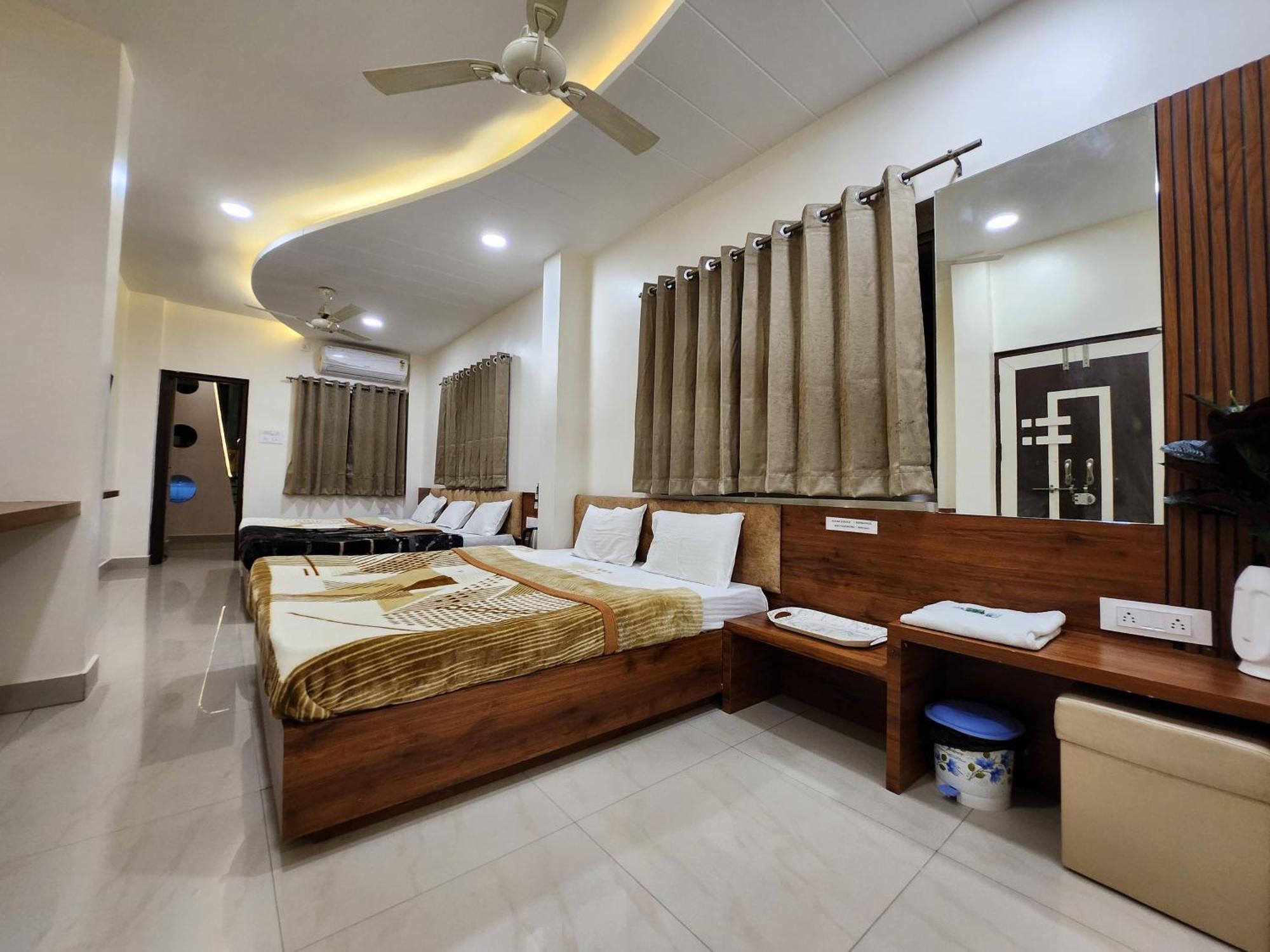 Hotel Anantshree Ujjain Exterior foto