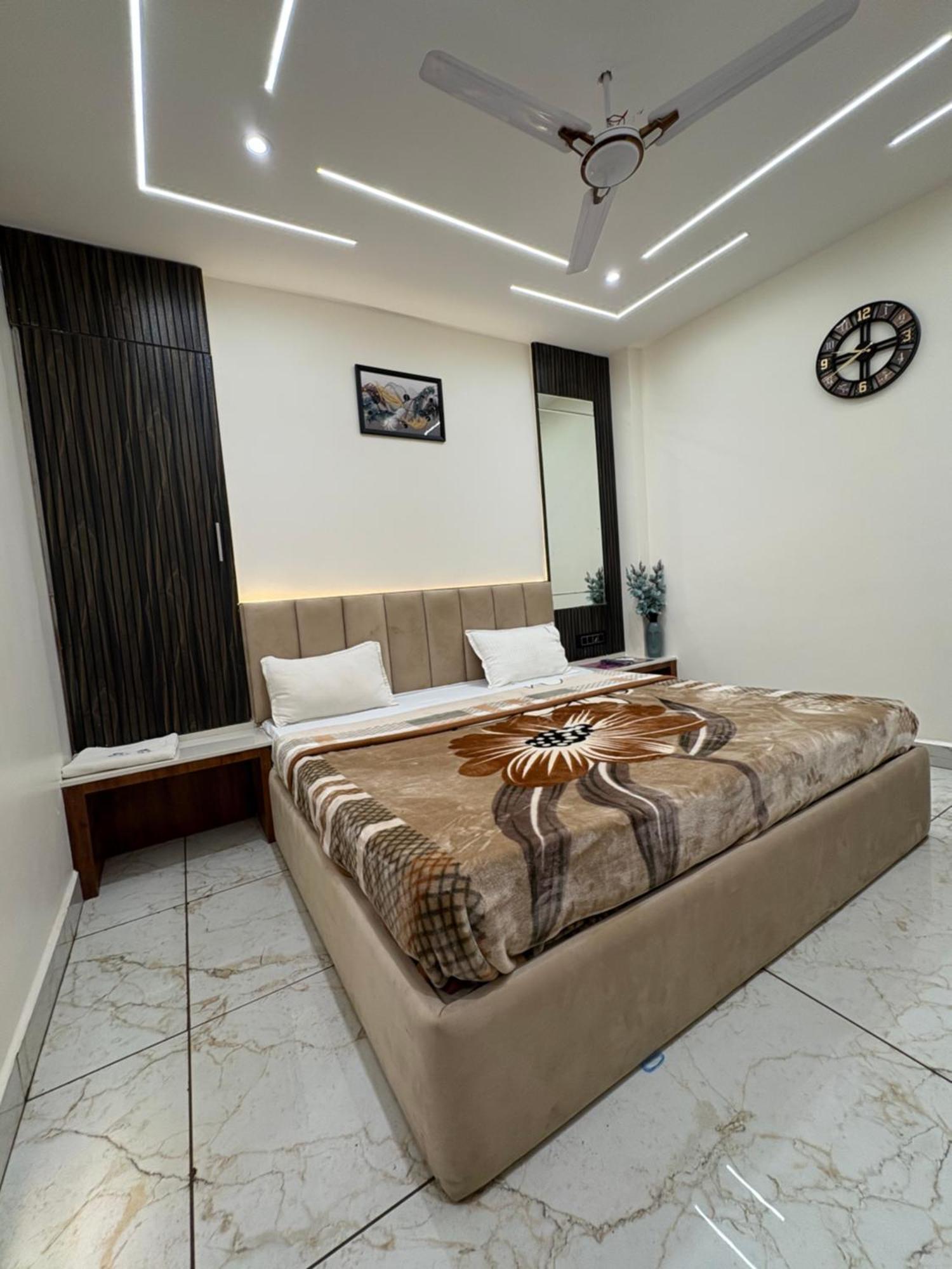 Hotel Anantshree Ujjain Exterior foto