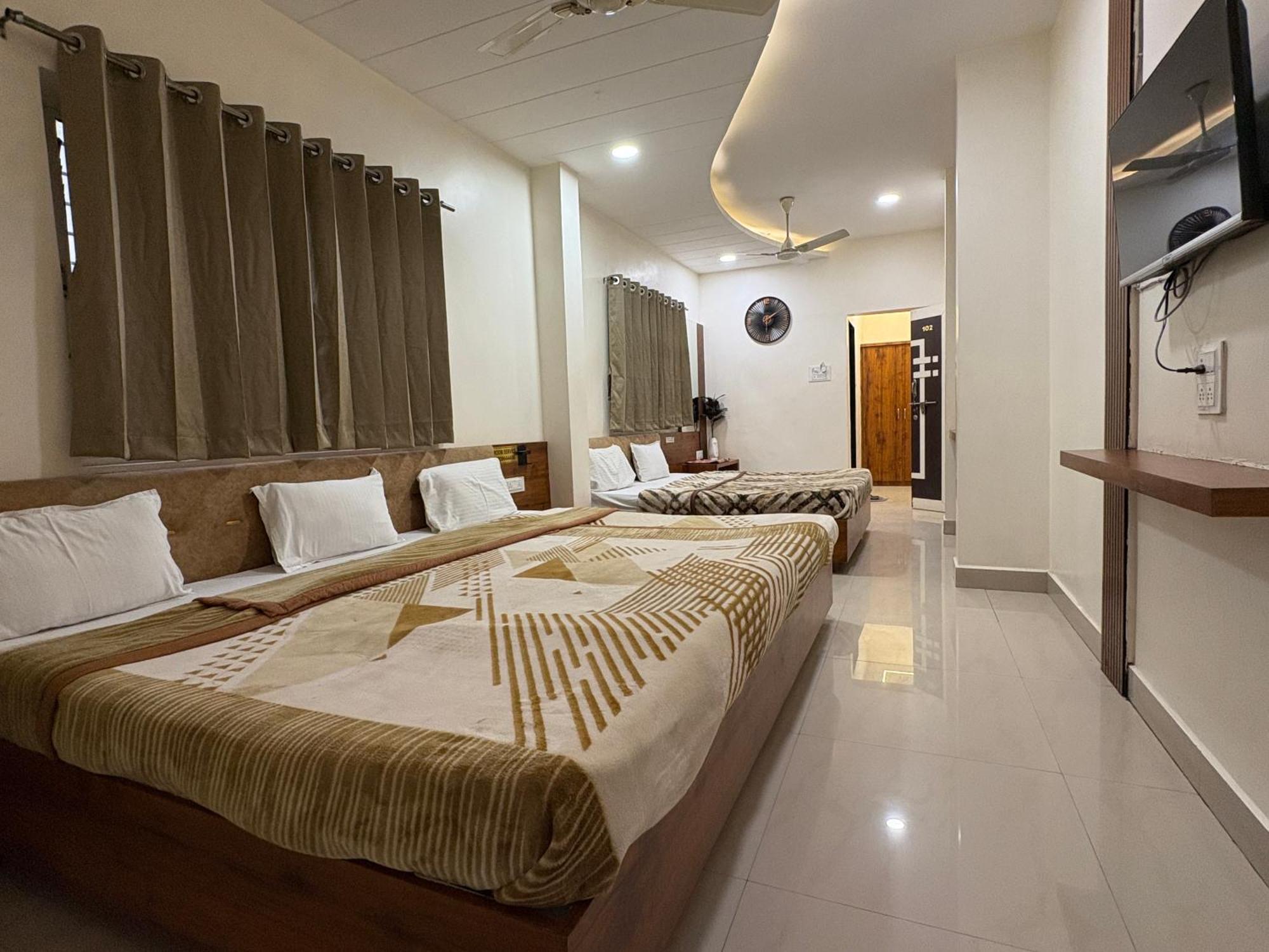 Hotel Anantshree Ujjain Exterior foto
