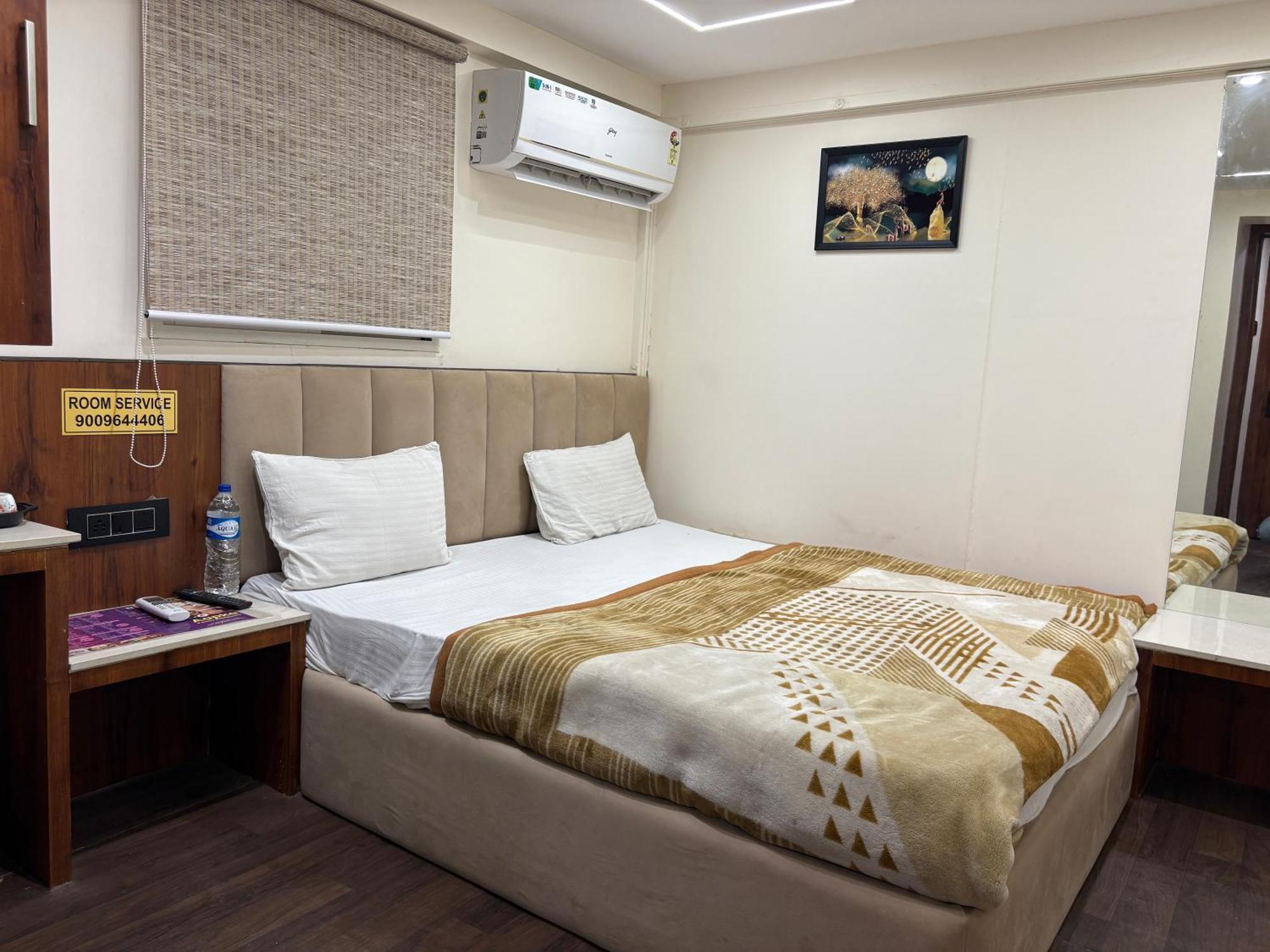 Hotel Anantshree Ujjain Exterior foto