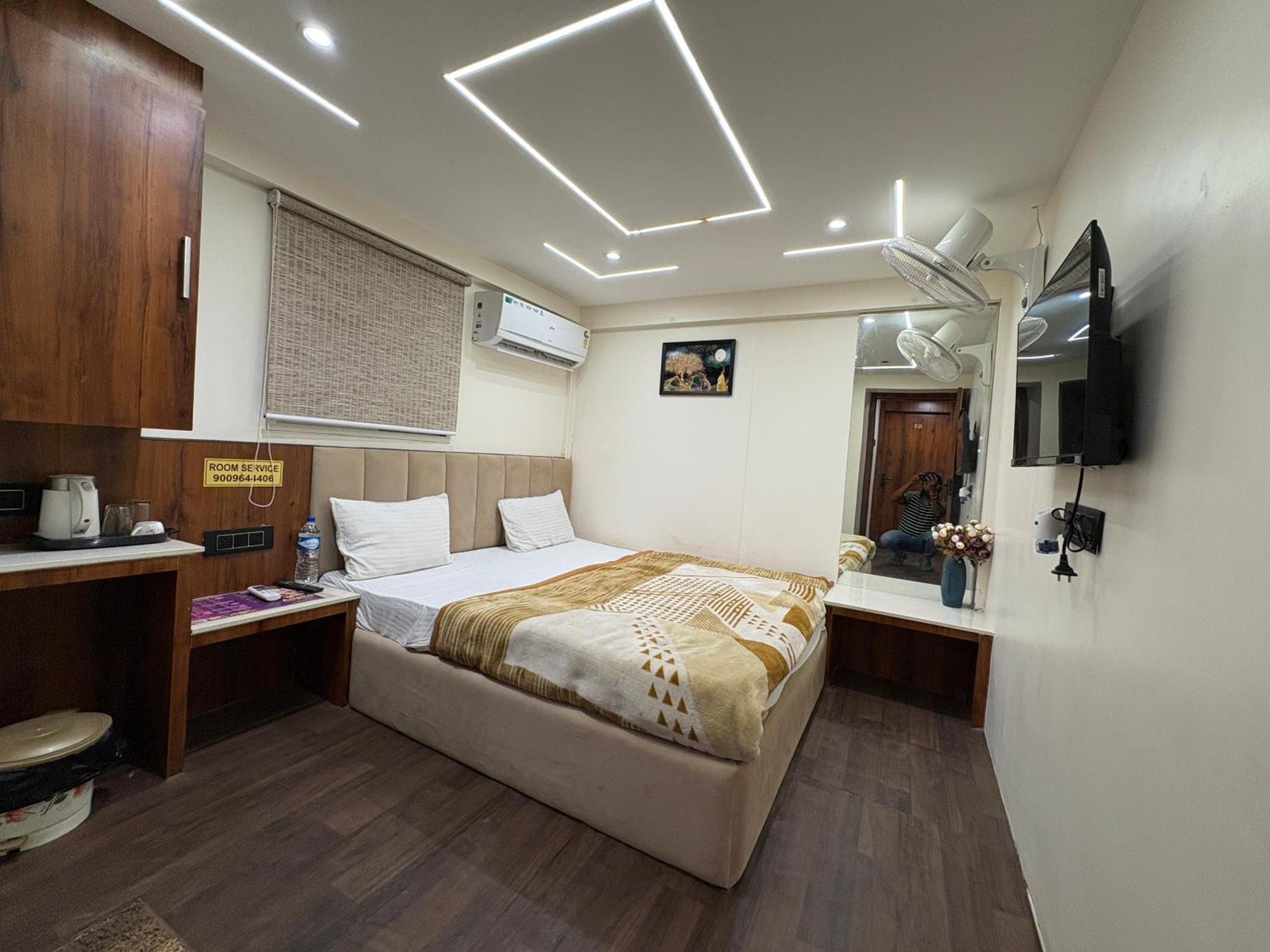 Hotel Anantshree Ujjain Exterior foto